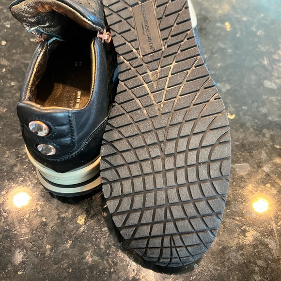 Alexander Smith, size 8, Eur 38, made in Italy women‘s black leather,never worn - Picture 4 of 4